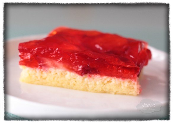 jelly strawberry cake